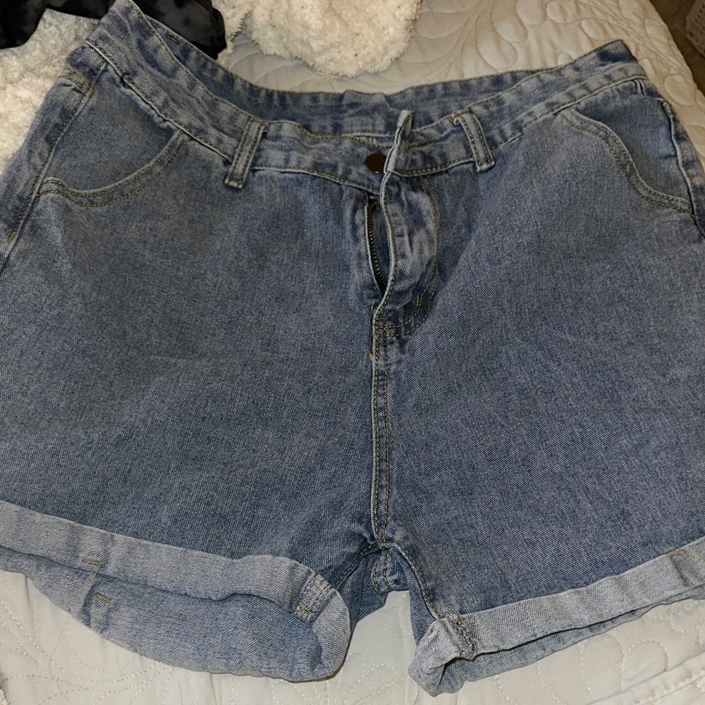 SHEIN Classic Blue Jean Shorts